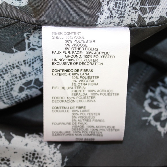 Betsey Johnson wool coat with faux fur collar (women’s XL) - Picture 11 of 11